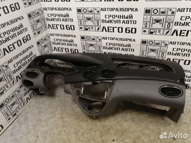 Торпедо для Ford Focus I