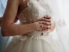 Красивое свадебное платье пудрового цвета