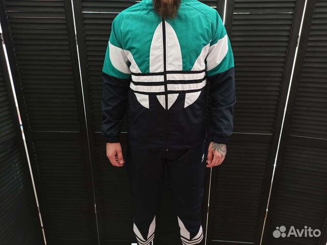 Костюм Adidas спортивный