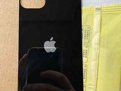 Защитное стекло на заднюю крышку iPhone 11 pro max