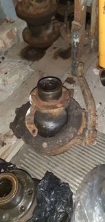 Поворотный кулак УАЗ