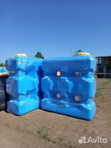 Бак прямоугольный пластиковый 2000 литров