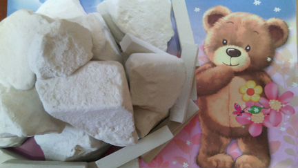 Мел природный пищевой. Глина