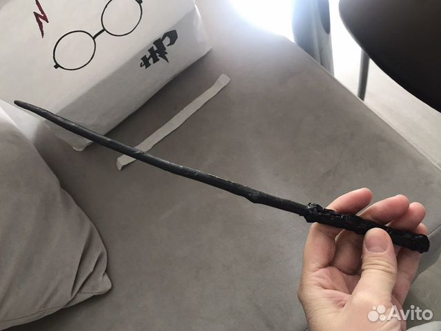 Волшебная палочка Гарри Поттера или Гермионы