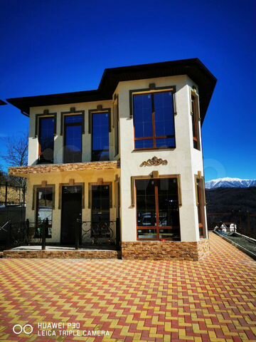 Коттедж 191 м² на участке 3,5 сот.