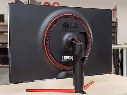 Монитор LG 32GK650F-B 32" 2560x1440 144 Гц