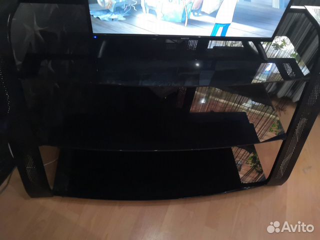 Стеклянная тумба