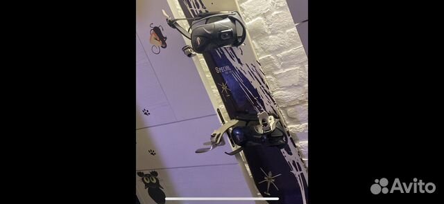 Сноуборд с креплениями в сборе