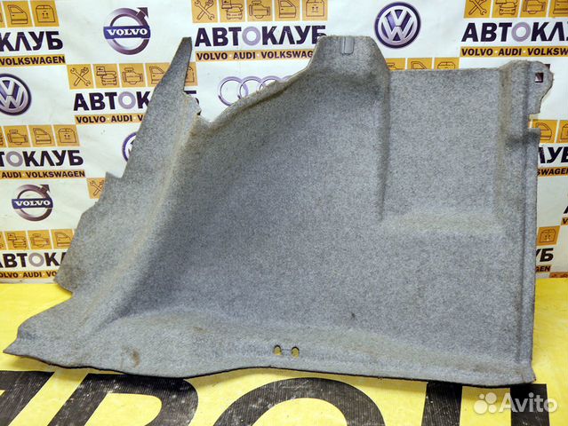 Обшивка багажника правая Вольво S80