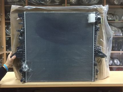 Радиатор охлаждения Ленд Ровер / Ренж Ровер