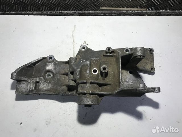 Кронштейн генератора Audi A4B5