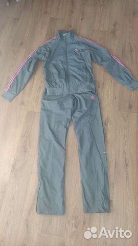 Костюм спортивный