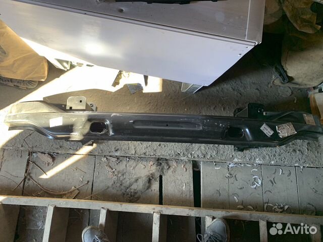 Усилитель бампера Mercedes-Benz Vito/Viano w639