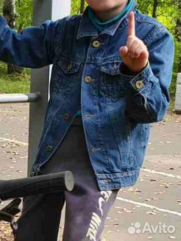 Джинсовая куртка с 4 до 7 лет, в наличии 2 шт