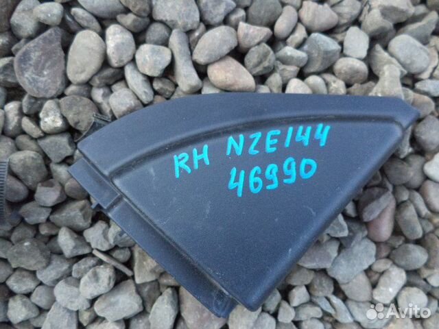 Уголок двери правый Toyota Corolla Axio NZE144