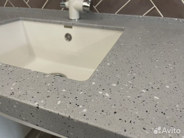 Столешница из искусственного камня