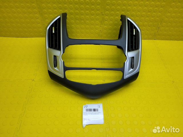 Накладка торпедо,Рамка медиа системы.Рамка