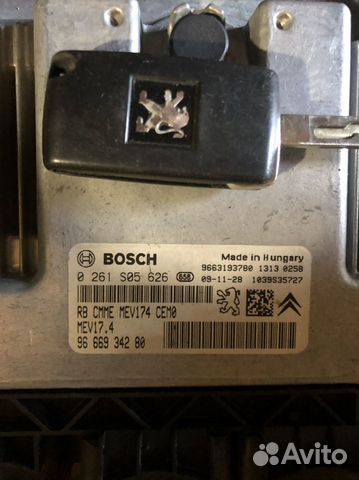 Продам Блок управление двигателя на Пежо 308