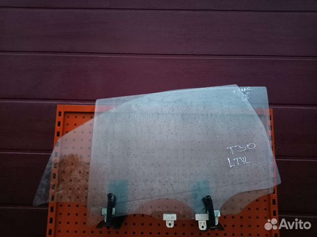 Стекло дверное Nissan x-trail t 30