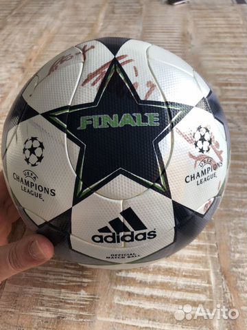 Уникальный Мяч с 1 игры в лч с автографами фкЗенит