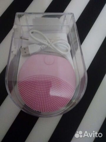 Щетка для очищения лица, новая