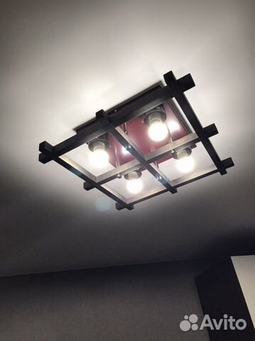 Продам Люстру