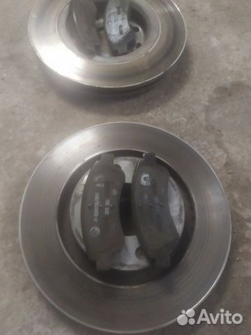 Тормозные диски и колодки Пежо 307/Ситроен C4