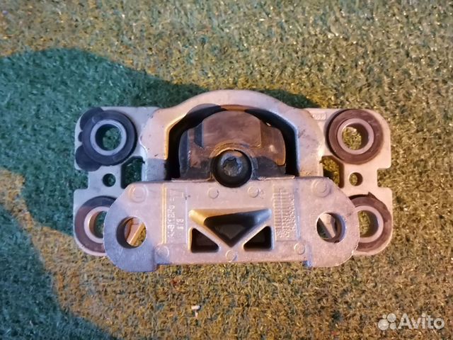 Опора двигателя (подушка двс) передняя левая 8G9N