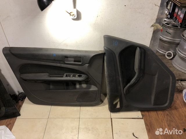 Обшивки дверей Форд Фокус2 седан дорест ghia