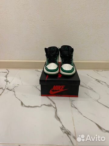 Nike Air Jordan 1 Mid Pine Green