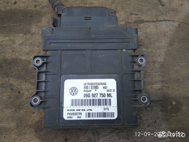 Блок управления АКПП на Шкода Суперб 2012 года