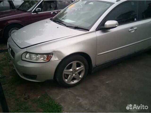 Разбор на запчасти Volvo V50