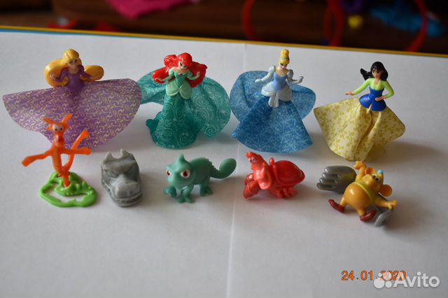 Свит боксы Смурфики из ленты и коллекции киндеров