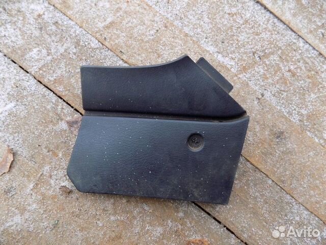 Накладка (кузов внутри) Pajero/Montero (V8, V9) 20