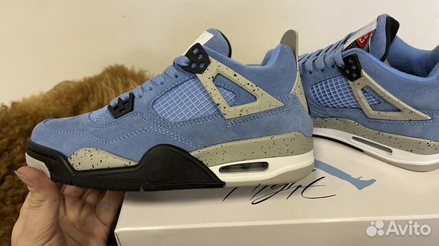 Оригинальные Air Jordan 4 University Blue