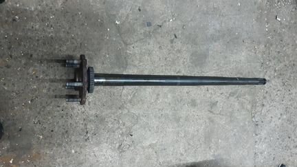 Dodge Ram 1500 полуось задняя правая 68140296AA