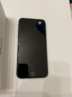 Телефон iPhone 7