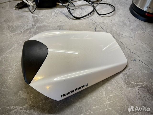 Заглушка пассажирского сиденья Honda Racing