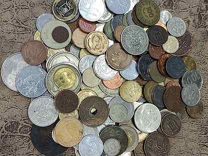 Монеты мира 140шт