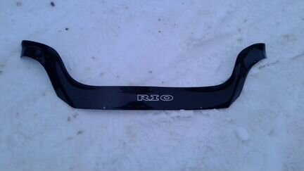 Ветровик на передний капот Киа рио 2003года