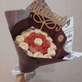 Букет из шоколадных роз на 1 сентября