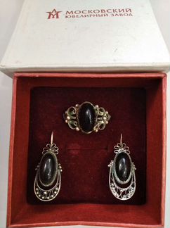 Винтажные украшения.Кольцо и серьги с агатом