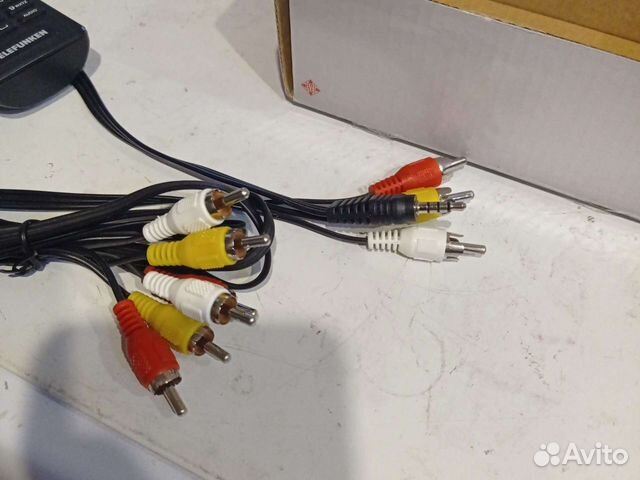 Тюльпаны провода кабель мини джек 3.5