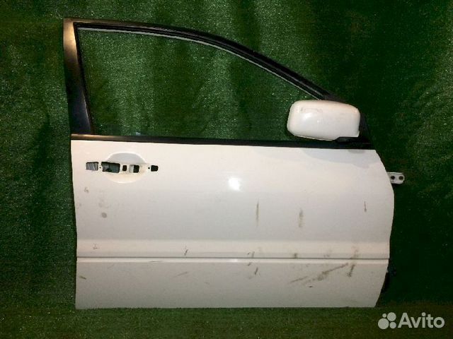 Дверь передняя правая Mitsubishi Lancer Cedia Lanc