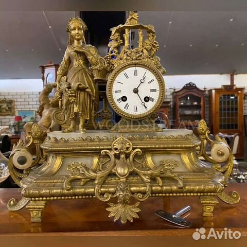 Часы. Каминные часы. Антиквариат. Винтаж