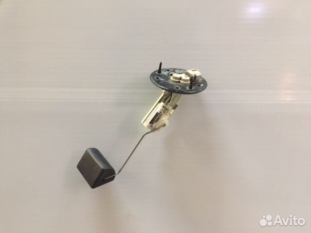 Toyota Rav4 Рав 4 Датчик уровня топлива