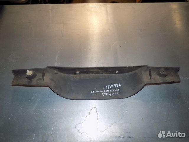 Обшивка двери багажника MK Cross 2011