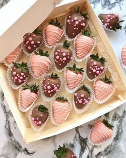 Клубника и фрукты в шоколаде наборы