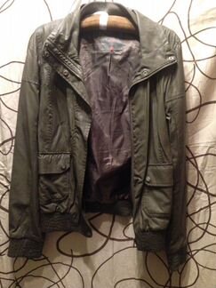 Пиджак и кожаная куртка