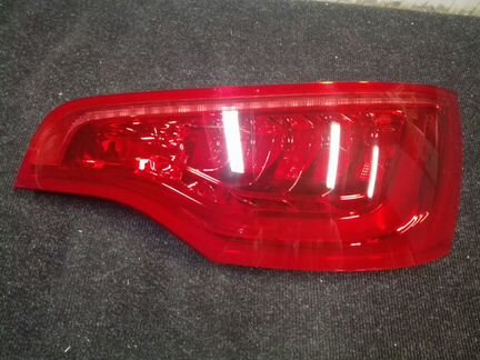 Правый фонарь audi Q7